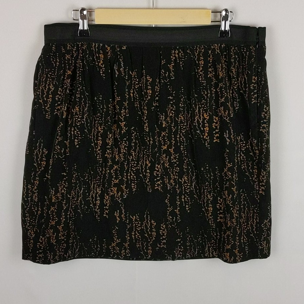 GAP Splatter Print Skirt in Black and Tan